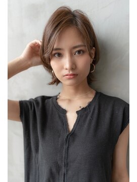 ケアリー 武蔵小杉(Carelly) ボブカーキグレージュ大人かわいいフェザーバングマッシュ