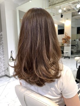 ラヴィエ(La vie) ゆるふわやわらかロング