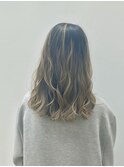 大人かわいい☆透明感グレージュグラデーション無造作ヘア