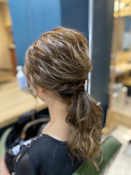 ヘアサロンアンドヘアメイクディー(hair salon hair make D) 仙台D　簡単スタイリング ヘアアレンジ ルーズポニーテール