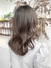 【水野友希菜】3ヶ月たっても根本が目立たない地毛ハイライトとふんわりくびれミディ