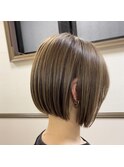 大人気!前下がりボブ