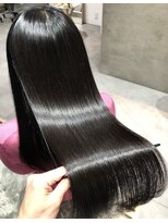 バートランド 白楽(Bertland)&nbsp;島田/艶髪ストレート 髪質改善 縮毛矯正 トリートメント 白楽 艶