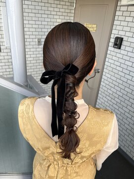 ソノ(sono) タイトヘア タイトアレンジ 編みおろし 参列ヘア イベントヘア