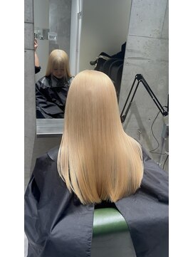 モニカ(MONIQA) ミルクティーベージュ