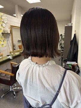 ニコ(niko) 外はねボブ