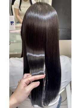 キングスベリーユナイテッド(Kingsbury United) 美髪ストレート/艶髪/縮毛矯正/髪質改善