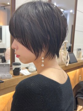 ビュー フクオカ(VIEW FUKUOKA) イメチェン小顔似合わせ30代40代50代グレージュショートボブ