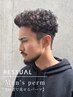 質感で見せるパーマスタイル(ツイスト系パーマ、スパイキーショート)