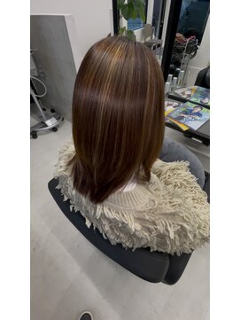 エン 久安(en.) コーラルオレンジ×ツヤカラー｜30代40代50代にも似合う大人髪