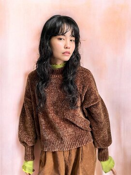 イズミ(Izumi) 黒髪ロング Izumi/パーマ/黒髪/レイヤー/ウルフパーマ/博多住吉