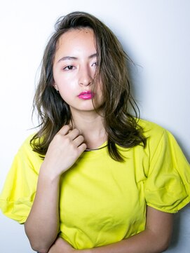 リリアン 表参道(relian) 大人っぽく透明感を出したい方にオススメ【グレージュカラー】