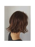 ショートボブ