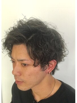 ルシード スタイル サーヴ(LUCIDO STYLE SERVE) トップ長めのスパイラルパーマ