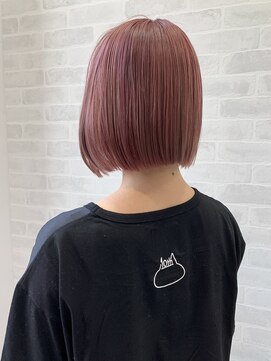 エミュスト(Emuest) ペールピンク＋ボブ