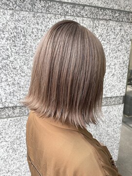 サロンドミルク 新百合ヶ丘店(salon de MiLK) ケアブリーチで染めるシルバーピンク【新百合ヶ丘】