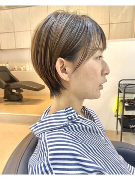 ヨファ ヘアー(YOFA hair) 似合わせカット　くびれショート