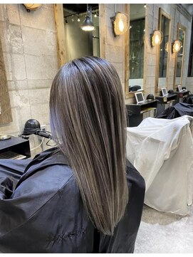 アルカナ 明治神宮前原宿(ARCANA) バレイヤージュ ハイライト デザインカラー