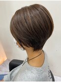 ショートボブ