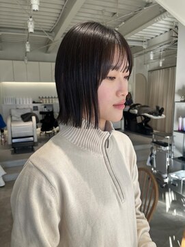 グリーン(green) あごライン切りっぱなしボブ　misaki