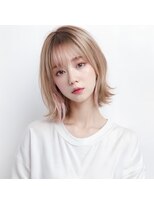フランズ いわき(FLUNS) イメチェン/外ハネボブ/ホワイトブロンド