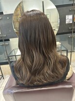 ノーム バイ アウラ(norm. by aura)&nbsp;透明感カラー　ニュアンスカラー　アッシュベージュ