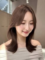 オーラ オモテサンドウ(Aura omotesando)&nbsp;艶カラー × 似合わせレイヤーカット