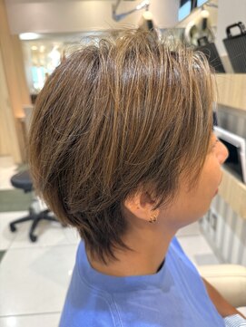 アッシュ 成瀬店(Ash) ショートボブスタイル/ハイライト/白髪ぼかしカラー/30.40.50代