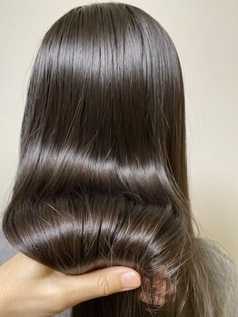 エムサロン(emu salon)の写真/豊富なケアメニューと落ち着いた上質空間で、贅沢な時間を♪オージュア/髪質改善をご用意へ