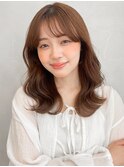 小顔カット艶巻きブラウン前髪似合わせカットゆる巻き