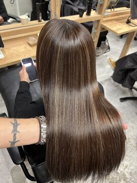 リット(lit) ハイライト履歴があっても縮毛矯正当てれます！