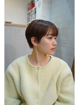 ヒツジ(hitsuji) ショートヘア。