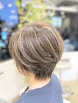 シュヴー 築地(CHEVEUX)&nbsp;明るい白髪染め/白髪ぼかし/丸みショート/40代/50代/60代/