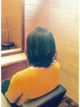 キキ(KiKi) ミディアムスタイル