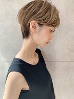 アヴァロン(AVALON) 小顔効果☆ひし形ショート×シャンパライトカラー