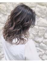 モアナ バイ ヘッドライト 沖縄豊見城店(Moana by HEADLIGHT)&nbsp;バレイヤージュ#ミルクティー#デザインカラー#大人かわいい