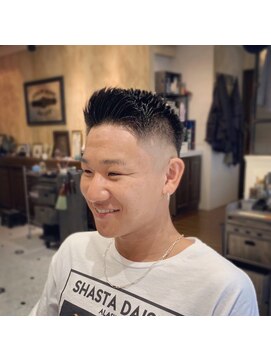 ルドローブラントオオサカ(LUDLOW BLUNT Osaka) スキンフェード