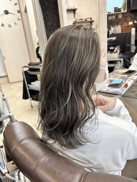 スーペリオル(Superior) ハイライト/レイヤーカット/ダブルカラー/トリートメント