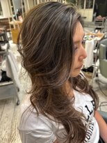 オンカラー(ON.COLOR)&nbsp;大人ハイライトグレージュロング40代50代