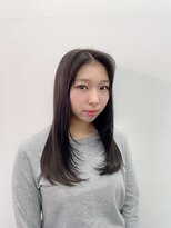 ジラソル(girasol)&nbsp;顔まわりレイヤー/レイヤーカット/ワンホンレイヤー/グレージュ