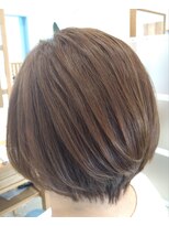 アン(an)&nbsp;艶髪グラデーションボブ