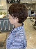 2025年赤羽美容室人気丸みくびれショートボブ冬カラーイルミナ