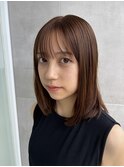 ミディアムボブ×アッシュブラウン