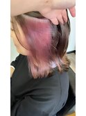秋にぴったりのピンク系イヤリングカラー