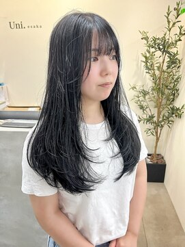 ユニ 江坂(Uni.) レイヤーカット　韓国レイヤー　ハッシュカット