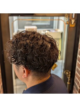 バレス 田町(BALES) <理容室>[メンズ/床屋/シェービング/ヘッドスパ/田町/芝浦]