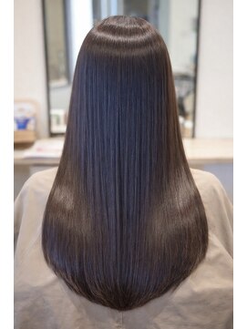 シウン(SIUN.) 艶ブラウン×美髪縮毛矯正