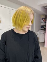 イェッカ(YECCA) ブロンド×イエロールーツカラー