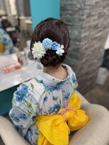 リエラ 新宿(RIERA) サイドお団子