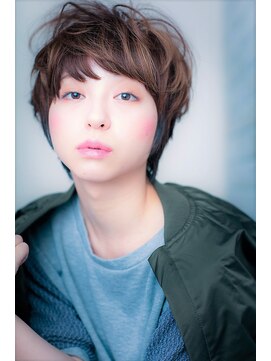 ソア 武蔵小杉(SOAR) 大人かわいい無造作カールとデザインカラー小顔丸みショートボブ